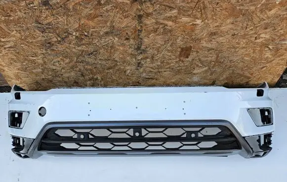 Volkswagen Tiguan Front bumper 5NA807221 5NA805903B