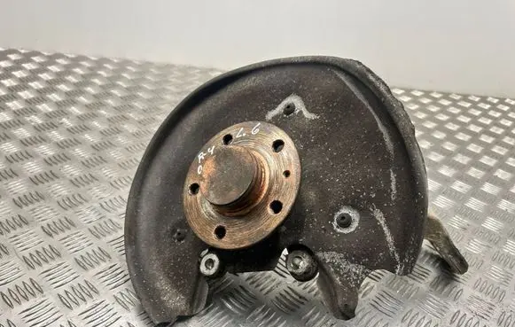 Audi A4 S4 B8 8K Rear wheel hub spindle/knuckle 