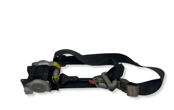 Mitsubishi Pajero Front seatbelt N1684