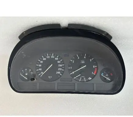 BMW 5 E39 Speedometer (instrument cluster) 88311228