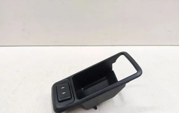 Ford Focus Front door window switch trim 3M51226A36ADW 3M51226A36 P9Z1F