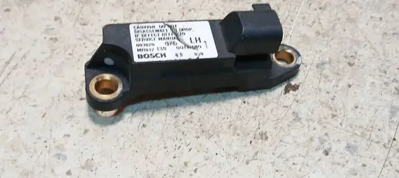 Mitsubishi Space Star Airbag deployment crash/impact sensor MR912130 003820 HR91213