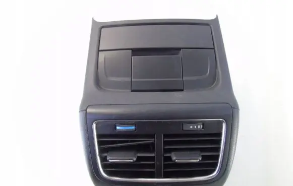 Rear air vent grill