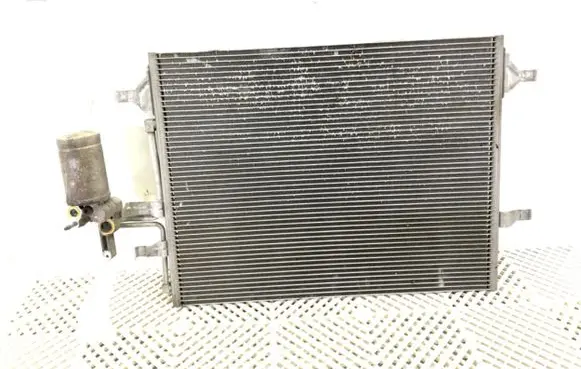 Volvo V60 Coolant radiator 31332027