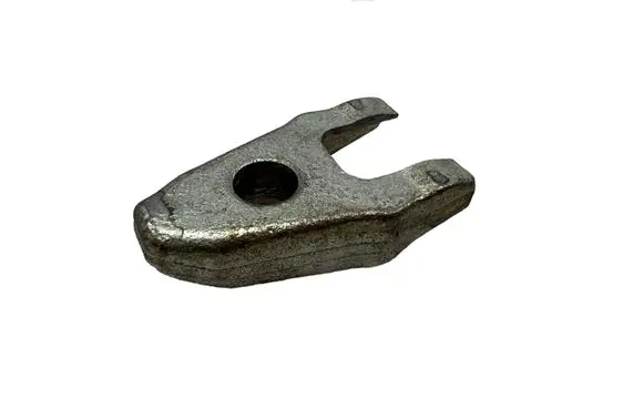 Nissan Qashqai Fuel Injector clamp holder