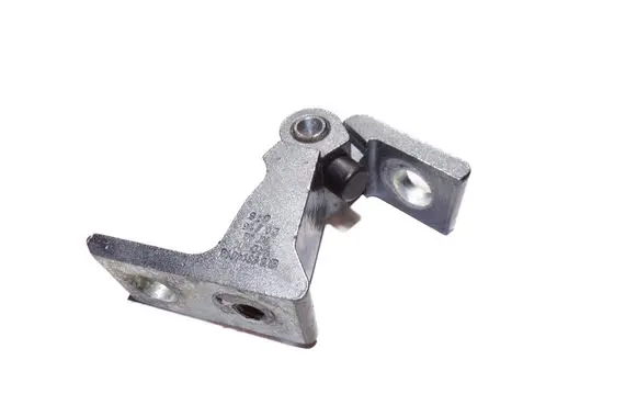 Volkswagen Jetta VI Front door upper hinge 8K0831401G