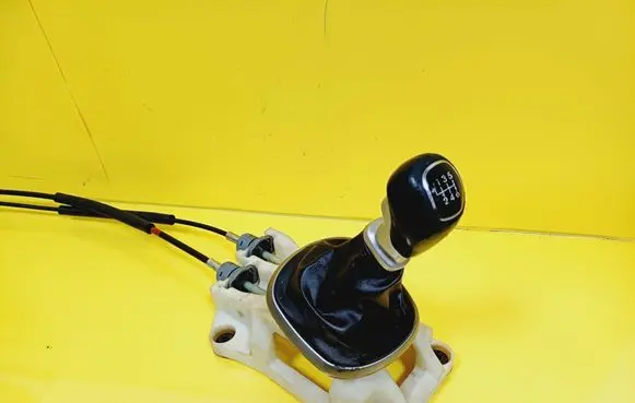 Hyundai Veloster Gear shifter/selector