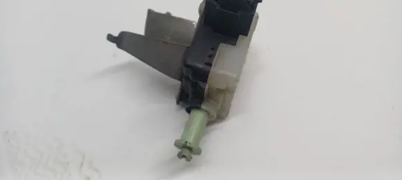 Toyota Avensis T250 Fuel tank cap lock motor PA6GF15