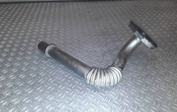 Chrysler Grand Voyager V Turbo turbocharger oiling pipe/hose 
