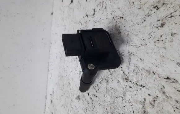 Volkswagen New Beetle High voltage ignition coil 06B905115