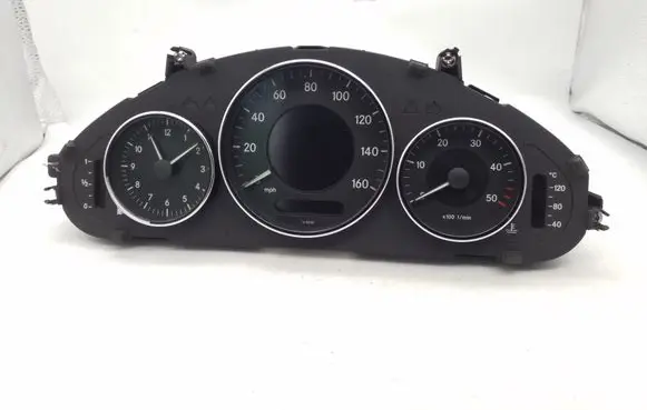Mercedes-Benz CLS C219 Speedometer (instrument cluster) A2195403811