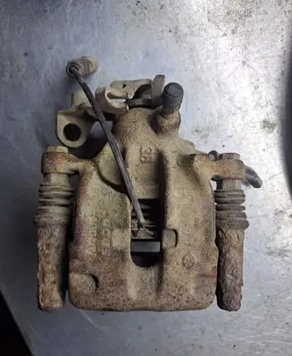 Seat Alhambra (Mk1) Rear brake caliper