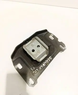 Citroen Berlingo Gearbox mount 9673768480C