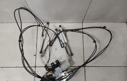 Porsche 911 991 Convertible roof hydraulic pump 9P1871601