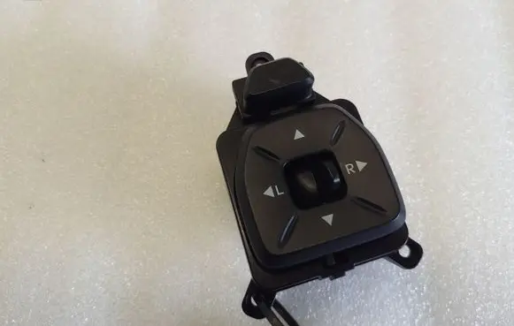 Hyundai ix35 Wing mirror switch 3834801110