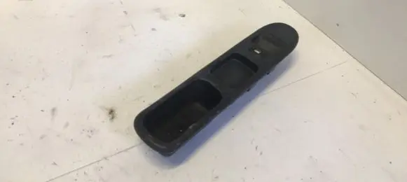 Peugeot 307 Electric window control switch 96351625