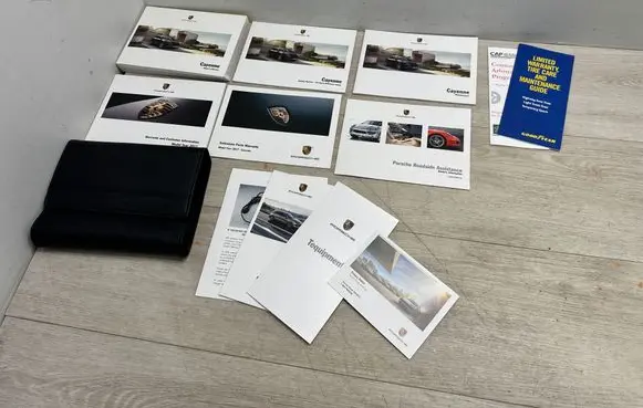 Porsche Cayenne (92A) Owners service history hand book