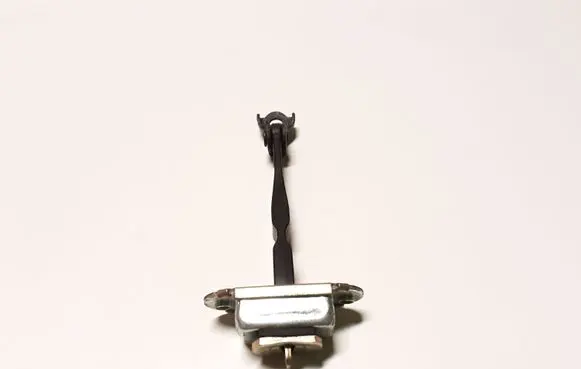 Nissan Murano Z50 Front door check strap stopper