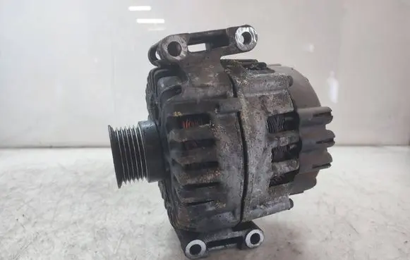 Mercedes-Benz C W204 Generator/alternator A0009067702