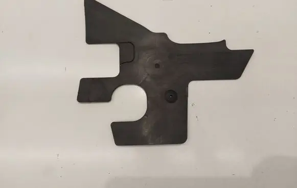 Volkswagen Transporter - Caravelle T5 Battery tray heat shield 7E0971437