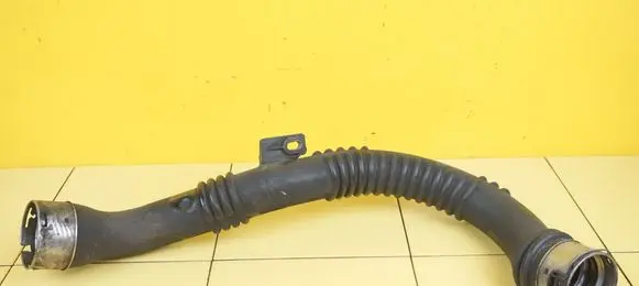Renault Trafic III (X82) Intercooler hose/pipe 144606126R R9M413