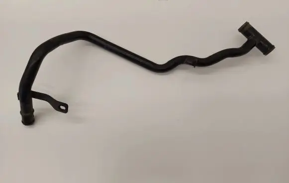 Volkswagen PASSAT B8 Engine coolant pipe/hose 04L121065BH
