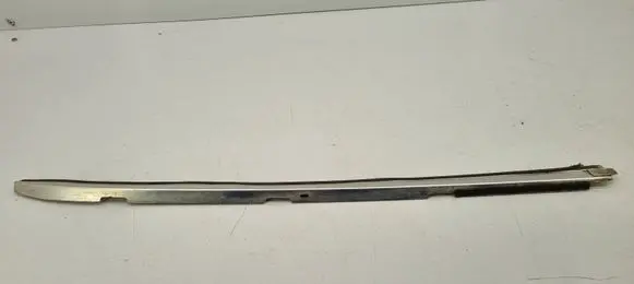Mercedes-Benz S W126 Windshield trim