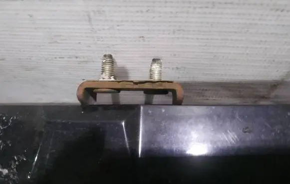 Chevrolet Captiva Tailgate/trunk/boot hinge 