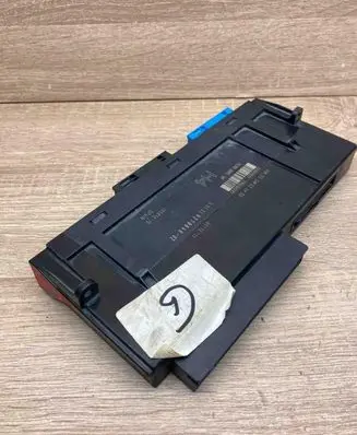BMW 3 E92 E93 Comfort/convenience module 9270646 10681810