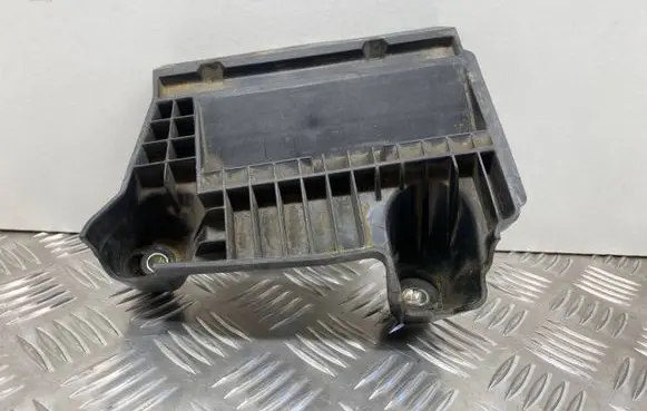 Lincoln MKZ II Battery tray DG9310663A