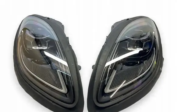Porsche Macan (95B) Headlights/headlamps set 95B941015J
