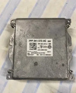 Porsche Macan (95B) Headlight ballast module Xenon 7PP941572A 7PP941572AC W003T25077