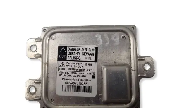 Dodge Challenger Headlight ballast module Xenon CHVA97L10386