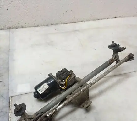 Opel Corsa C Front wiper linkage and motor 09114673 23001269 134193