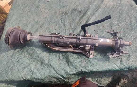 BMW 3 E90 E91 Steering wheel axle 6786891