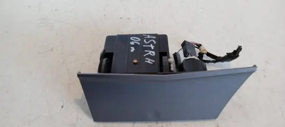 Opel Astra H Car ashtray 13133284 315740100 331985437