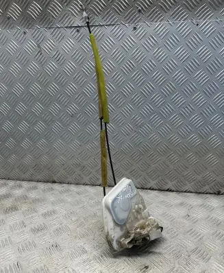 Mazda 6 Front door lock