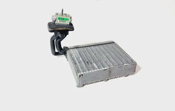 Air conditioning (A/C) radiator (interior)