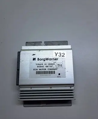 KIA Sorento Sound amplifier 954404A732 058066095 4450000058D