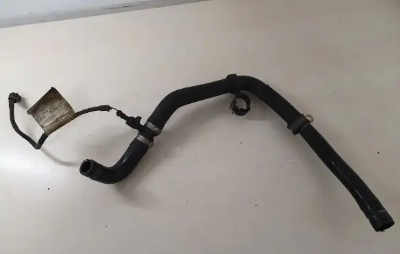 Iveco Daily 4th gen Engine coolant pipe/hose