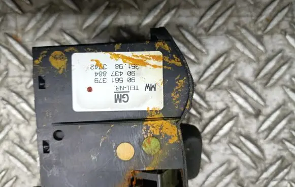 Opel Astra G Light switch 90561379