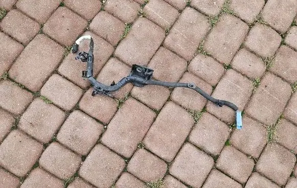 Opel Corsa F ABS rear brake sensor 9841706680-