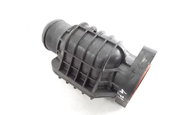 Peugeot 308 Intake resonator 9687261180
