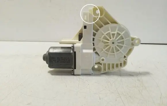 Audi Q3 8U Rear door window regulator motor 8K0959812A