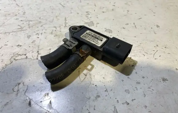Volkswagen PASSAT B6 Air pressure sensor 076906051A
