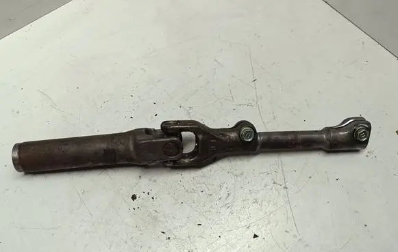 Toyota RAV 4 (XA40) Steering column universal joint 
