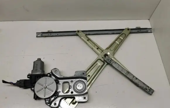 Mitsubishi Lancer X Front door window regulator with motor 802070