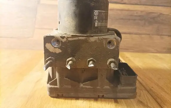 Audi A3 S3 8L ABS Pump 1J0614117A 10020400424 1J0907379