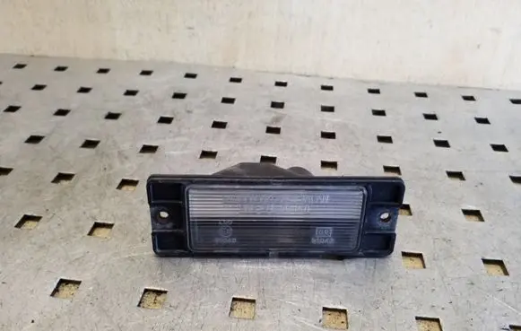 Mitsubishi Pajero Sport I Number plate light 1141261