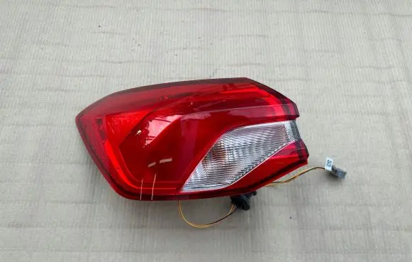 Ford Focus Rear/tail lights JX7B13405CD